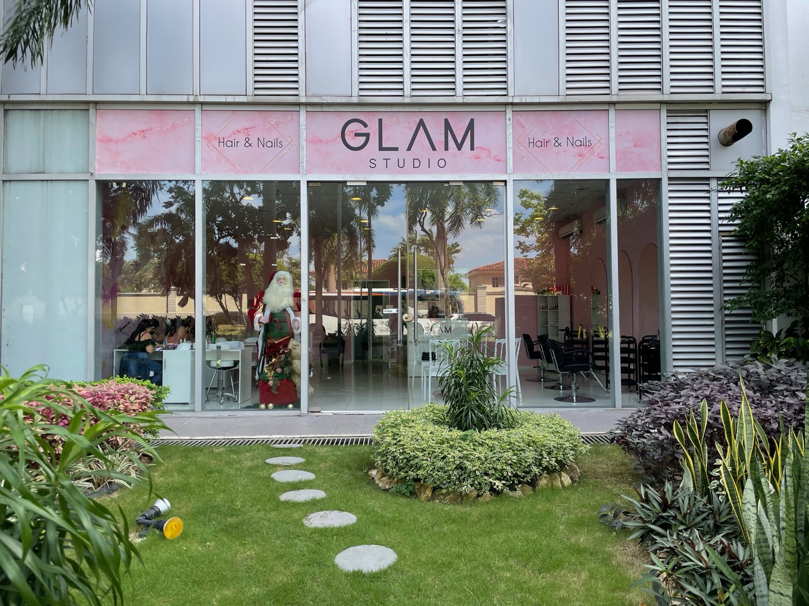 Glam: Rotulación de fachada